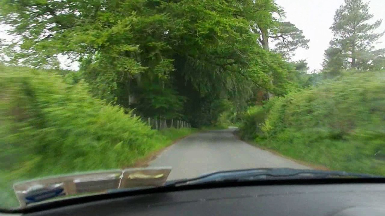 Country roads between Laragh and Aughrim (County Wicklow)