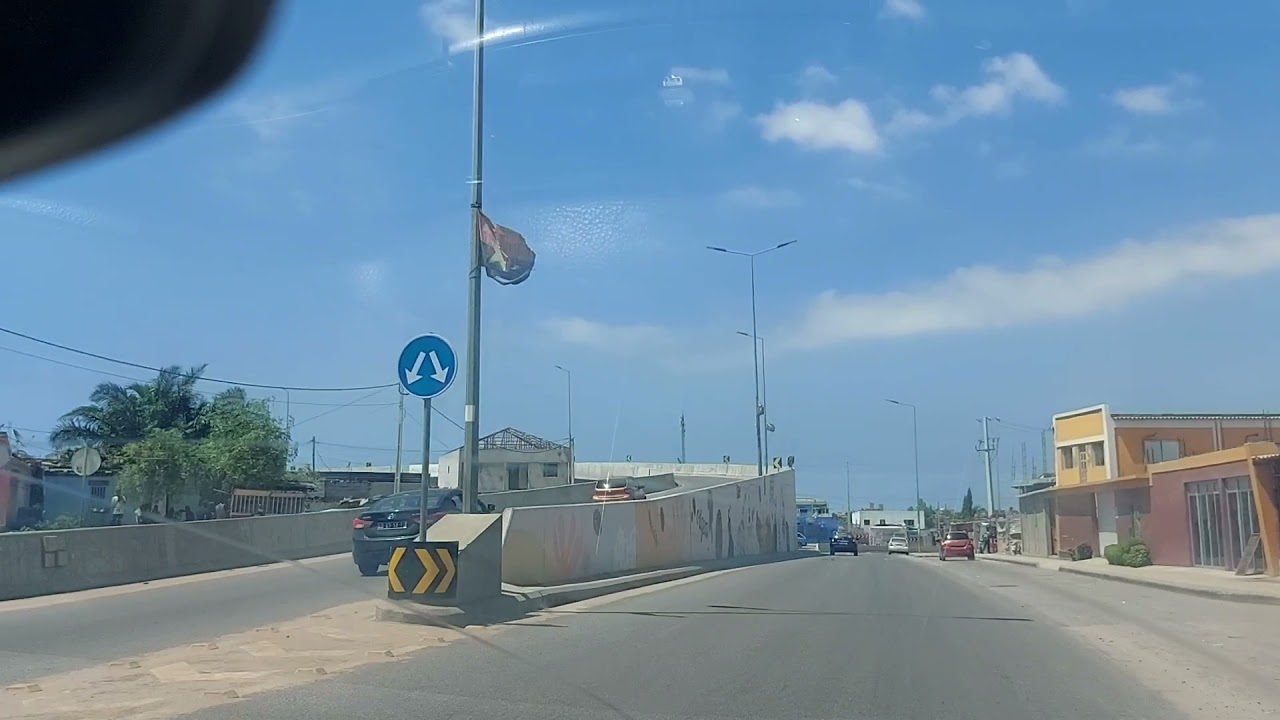 VISITANDO A AREA DO CAMAMA EM LUANDA