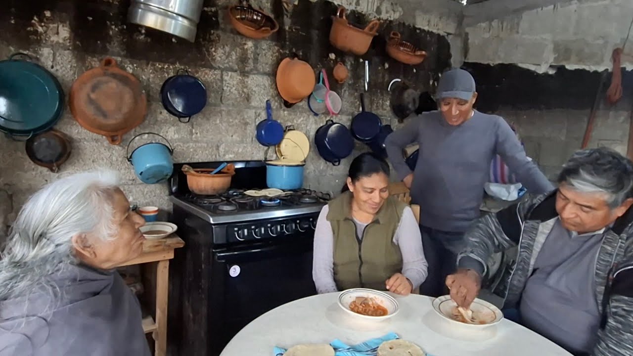 Nos regalan CARNITAS Y CHICHARRON y tenemos un invitado de los cabos san lucas