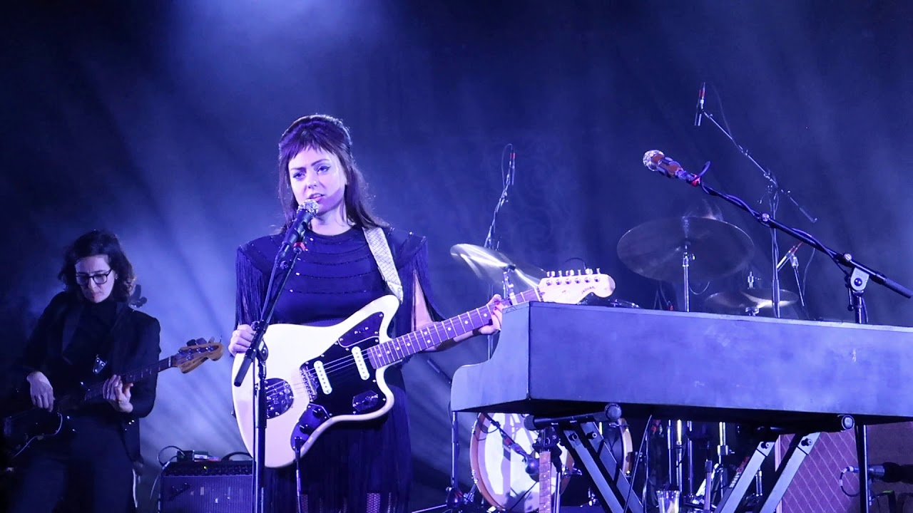 Angel Olsen | True Blue