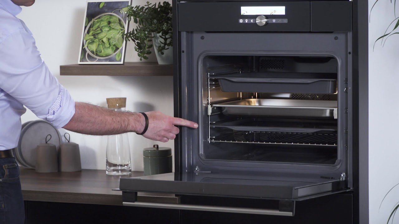 Hisense Combi Steam Chef Pro Oven BS5545AG