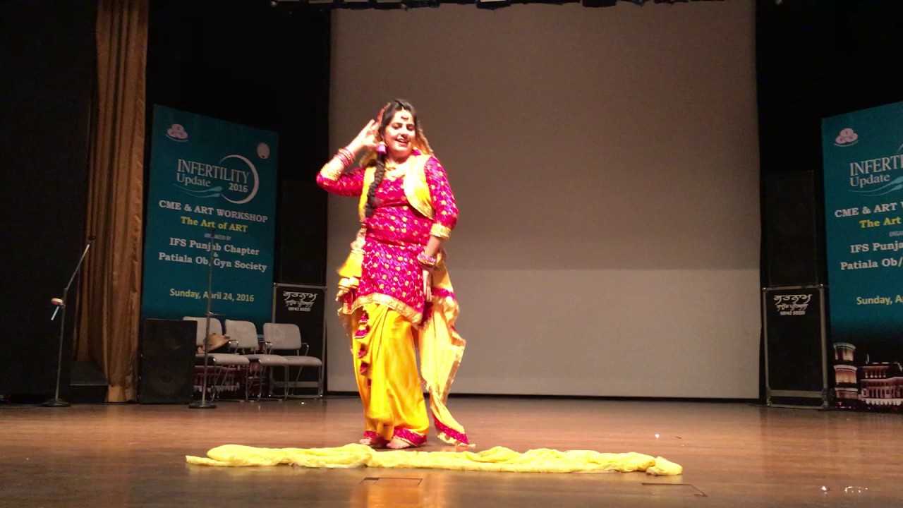 Punjabi Dance Maiya main laung #doctor #dance 