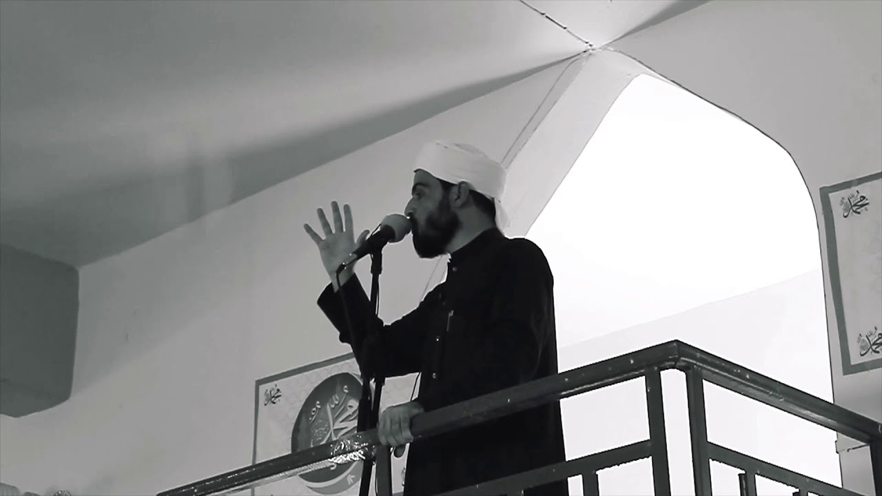 لا يأتيني الناس بأعمالهم وتأتوني بأنسابكم فمن بطء به عمله لم يسرع به نسبه