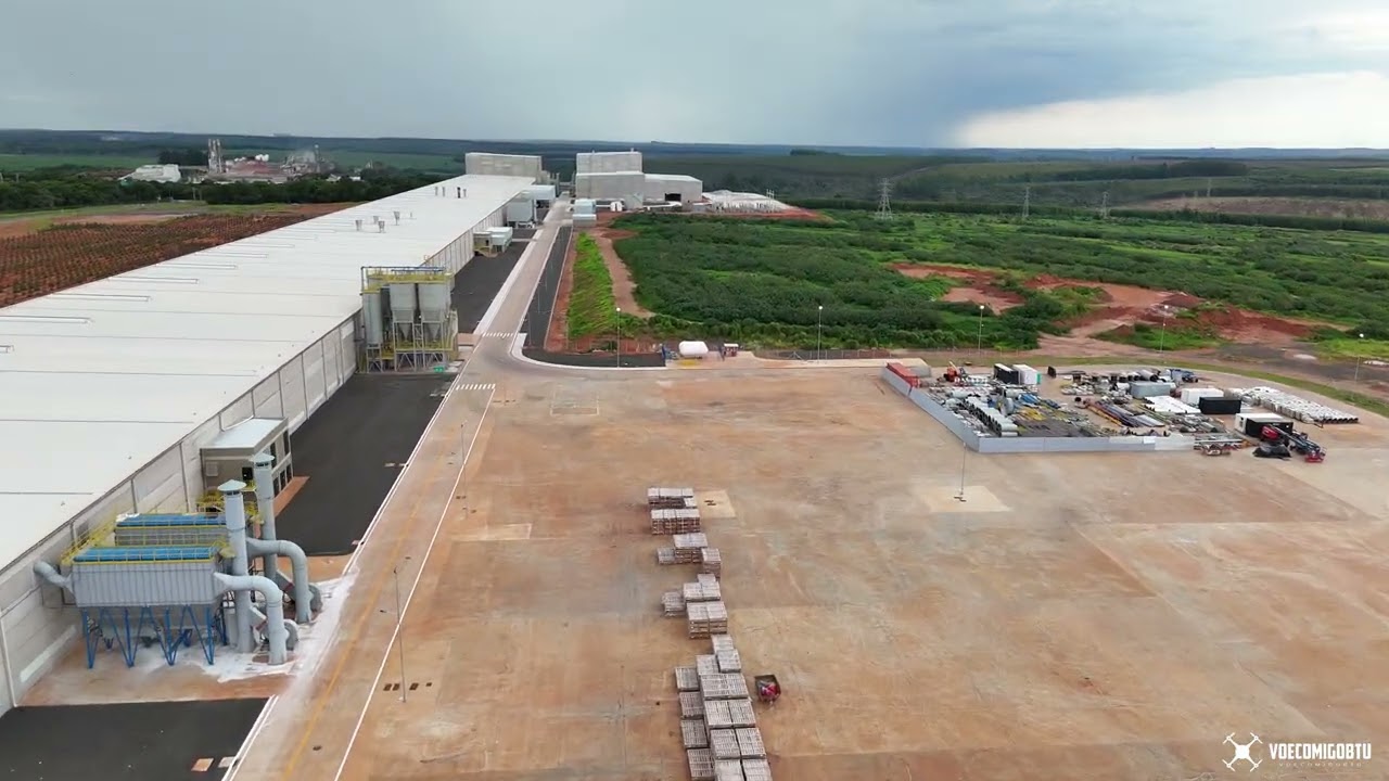 DEXCO BOTUCATU - Imagens da gigante fábrica com tecnologia 4.0