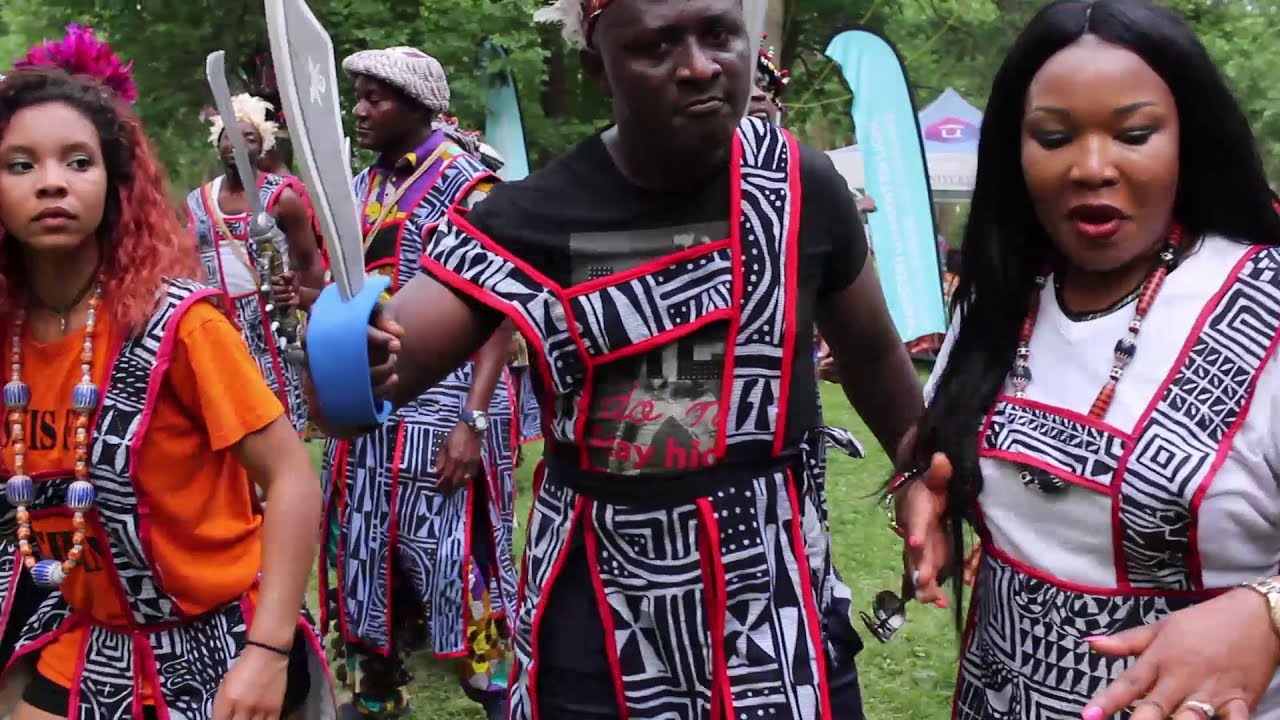 Danse Medzong au festival Yemba Canada 2018