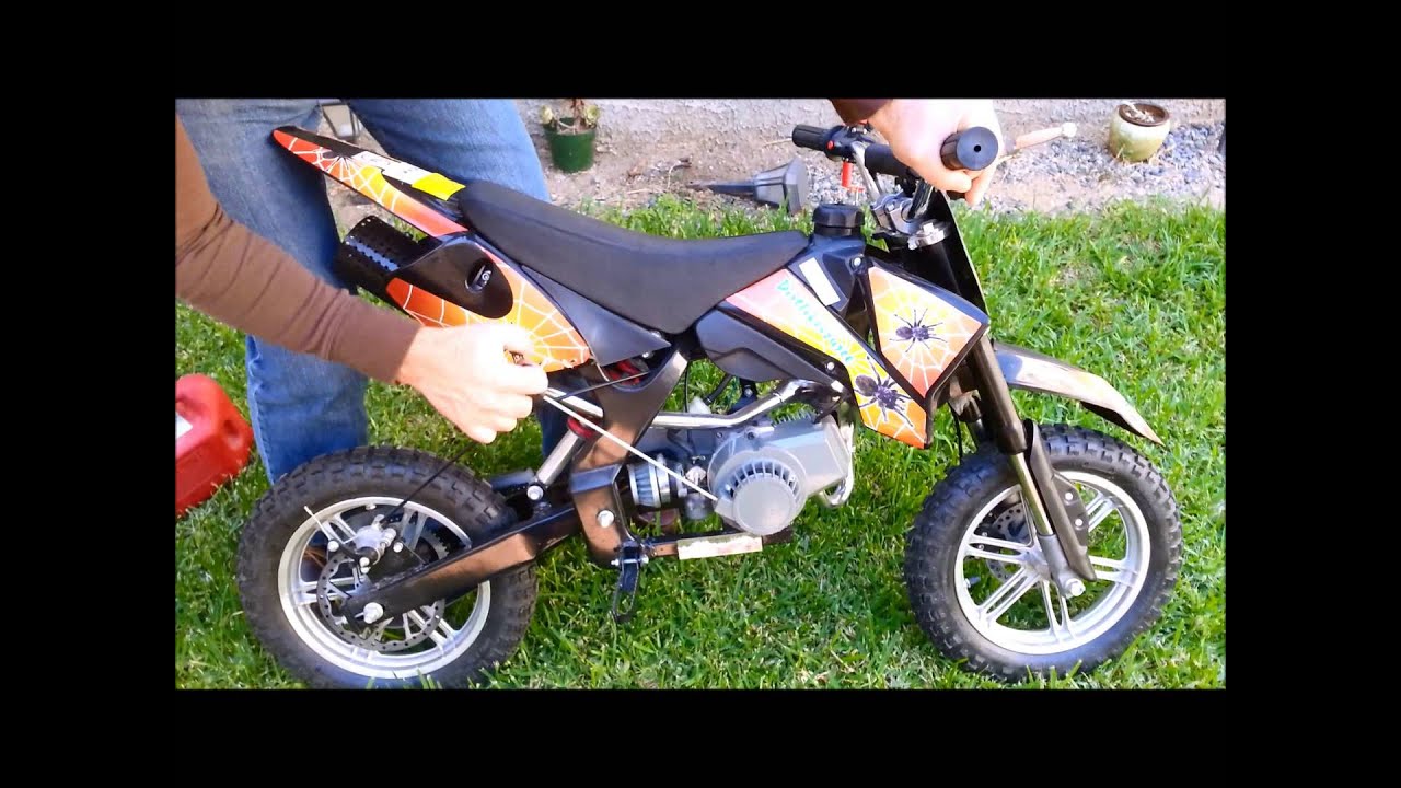 PRIMER ENCENDIDO DE POCKET BIKE MOTOR 2 TIEMPOS