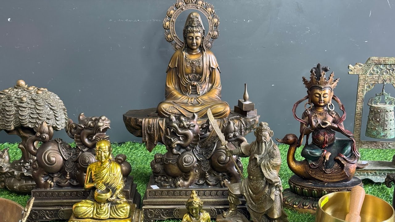 Tượng Quan Âm Vi Tiếu, Chuông Gia Trì, Tượng Thánh Tăng Sivali, Tượng Mẹ Ngoắc