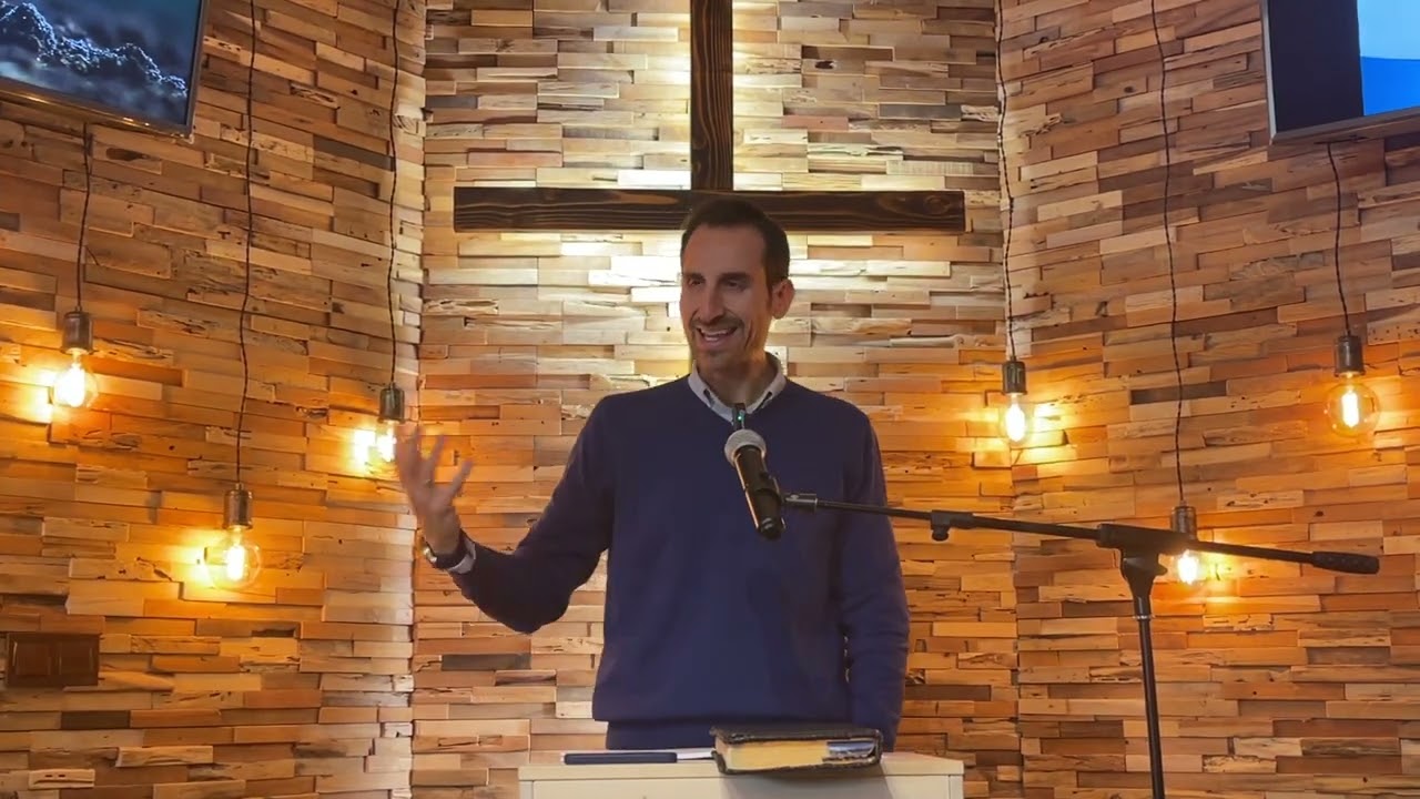 Escuela Dominical - Isaac Pérez