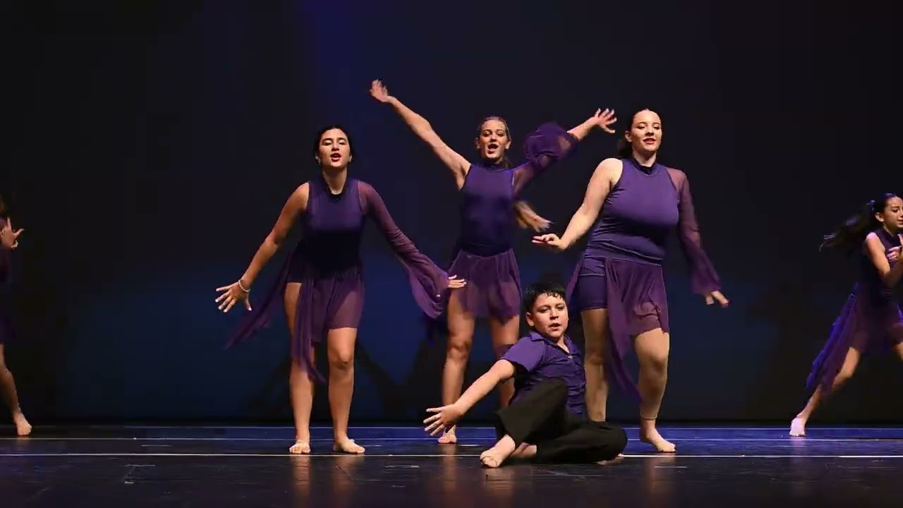 27- Comedia Musical Teens - Living la vida loca