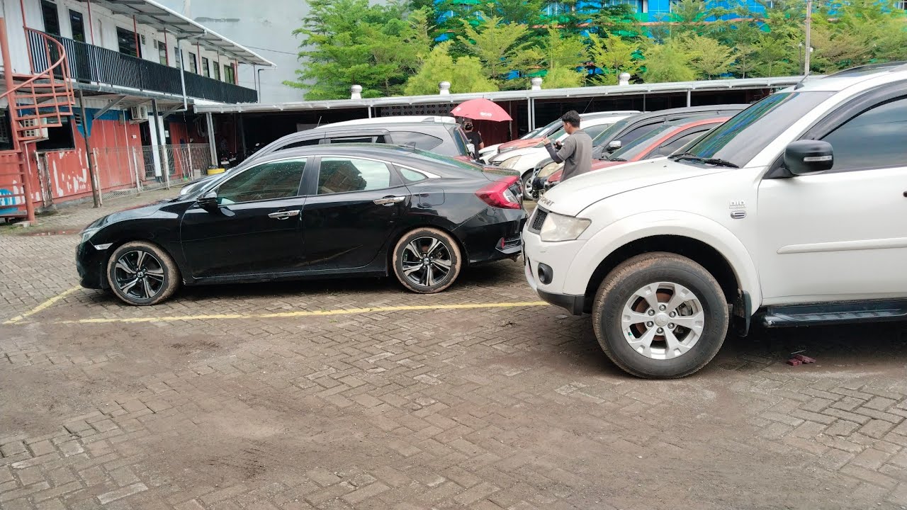 Базовая цена — 40 миллионов, но желающих мало. Почему?