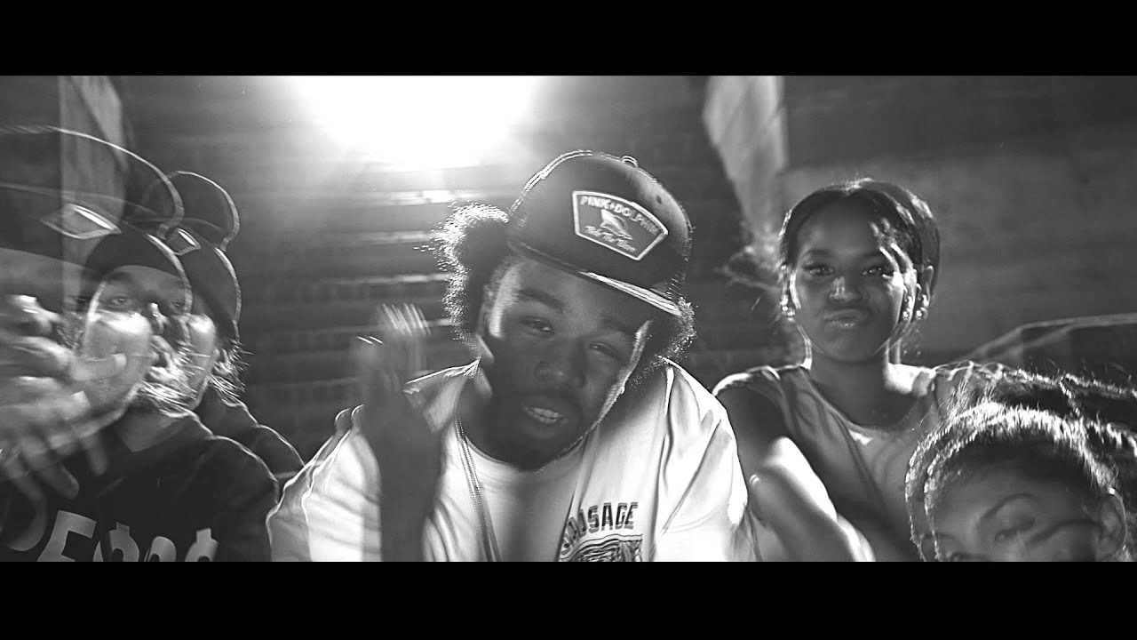 Roach Gigz - It's Lit ft. Iamsu! [Official Video]