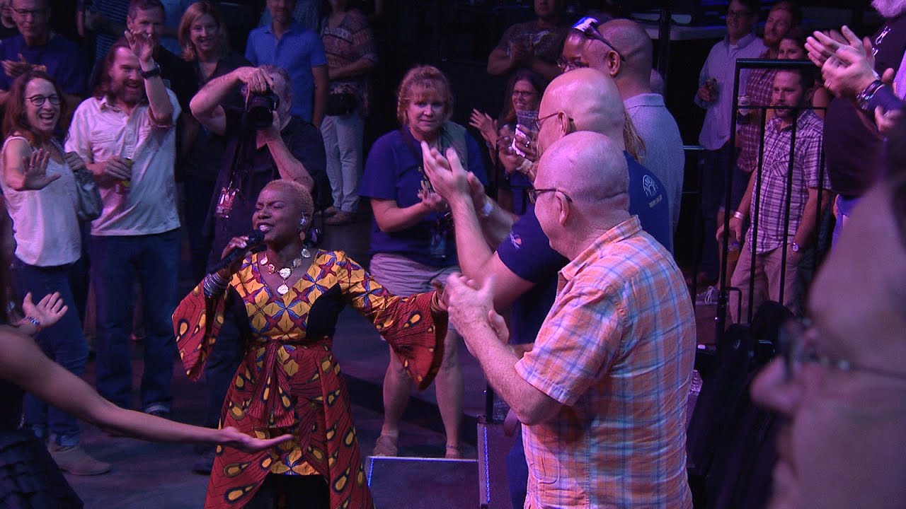 Angelique Kidjo on Austin City Limits 