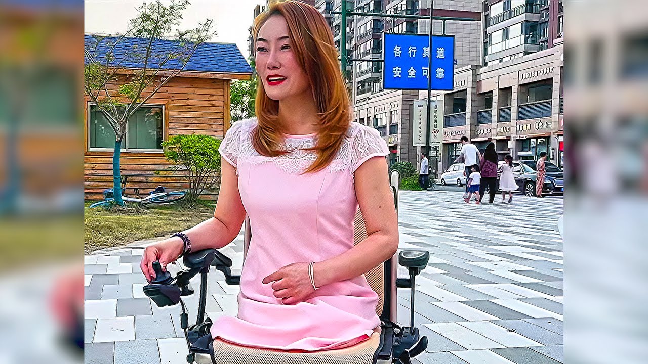 Amazing Amputee Lady Enjoying Her Legless Life #4