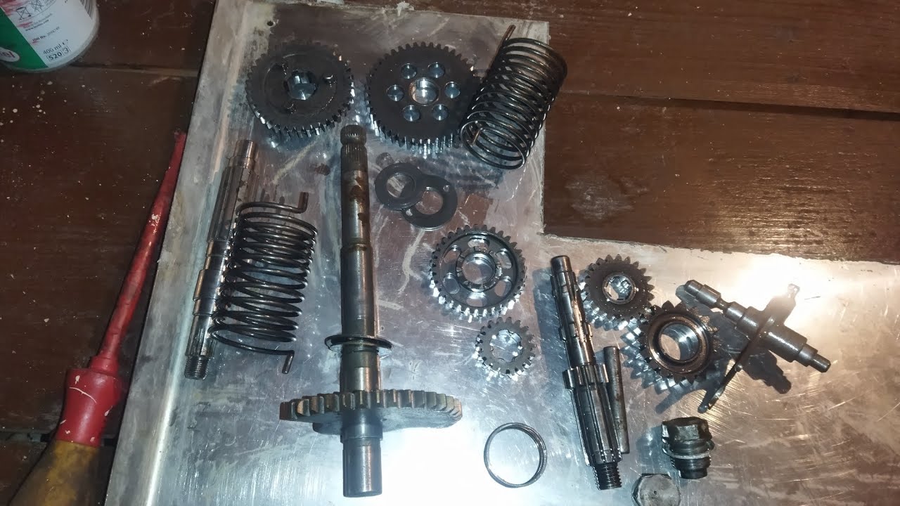 Simson blokk helyzet jelentés. Hogy áll a blokk generál? #simson #simsons50 #2t #repair #moped 