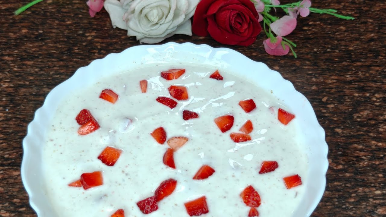 Strawberry  Curd Recipe | 5 minutes Strawberry Recipe ❤️ | Strawberry Raita Recipe 