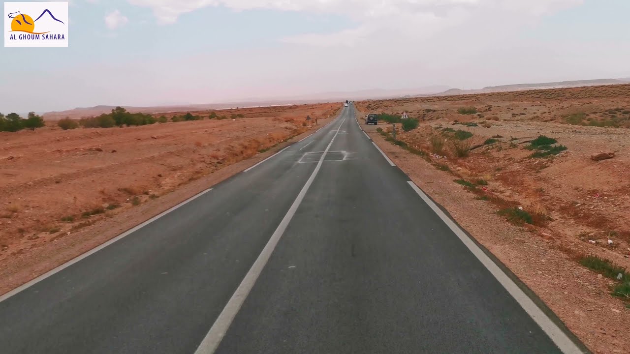 اجمل اغنية امازيغية لي الفنان بلحسن مع لبؤة الاطلس خديجة. isafr wayd righ