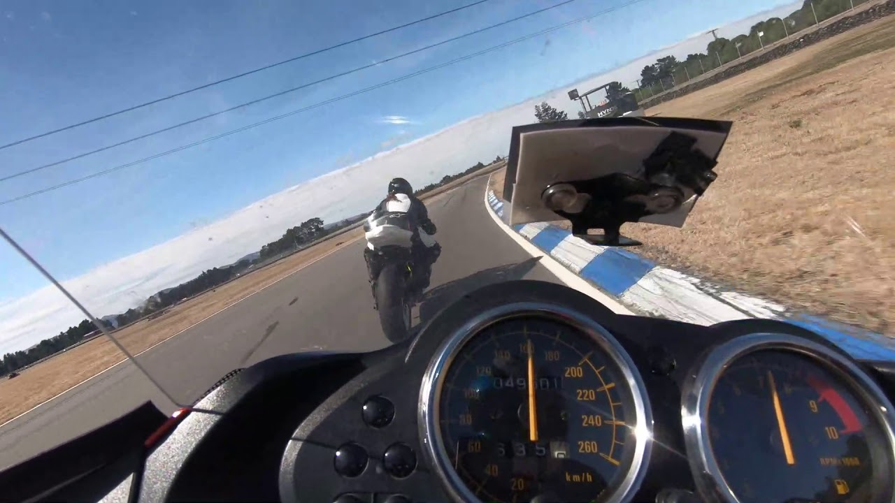Ruapuna Track Day   BMW R1100s
