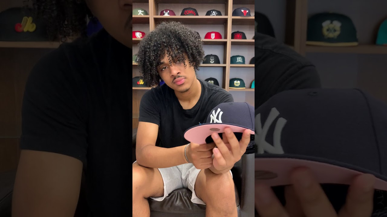 New York Yankees New Era 59Fifty Fitted Hat (Navy Pink Under Brim)