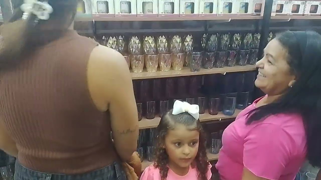 Loja aberta já tudo 10.00 reais