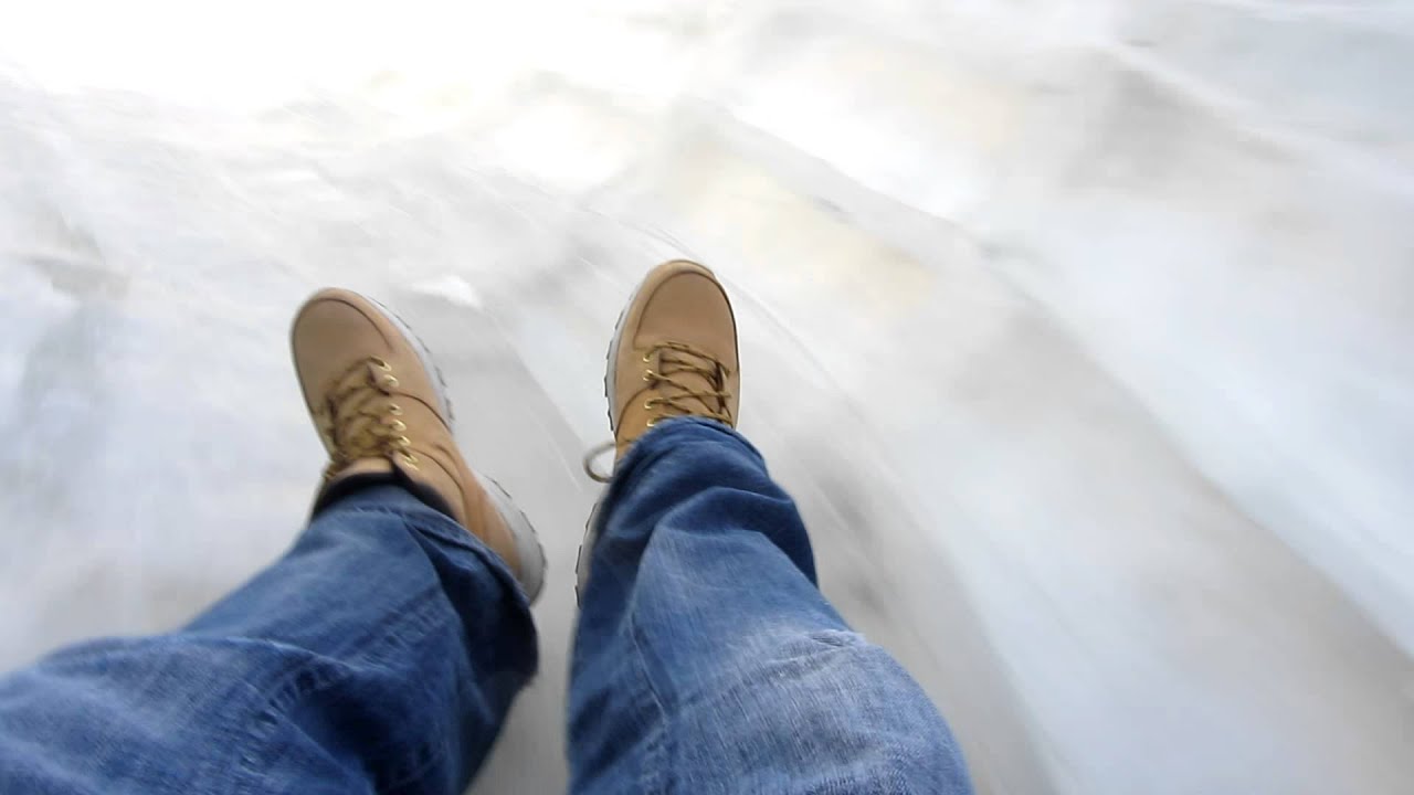 Ronny auf der Eisrutsche in Novosibirsk, Egoperspektive