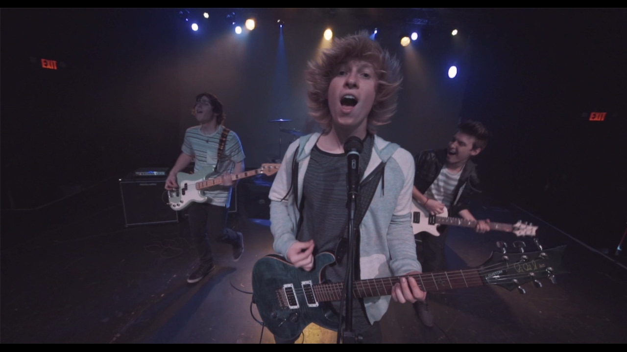 Palm Trees & Power Lines - Can't Even (Official Music Video)