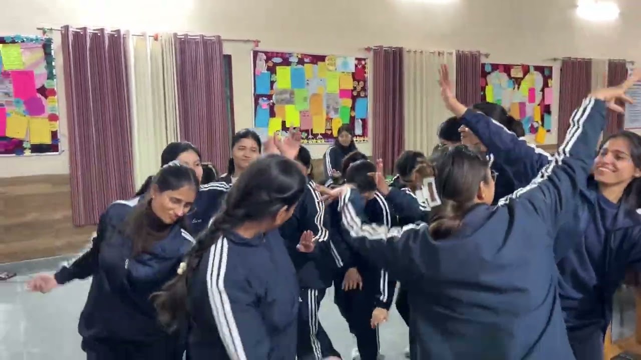 Bhagwaan Krishna ka gaana by Dr. Sohan Lal #deled #dhol #workshop #garhwali #song #dance #tehri 