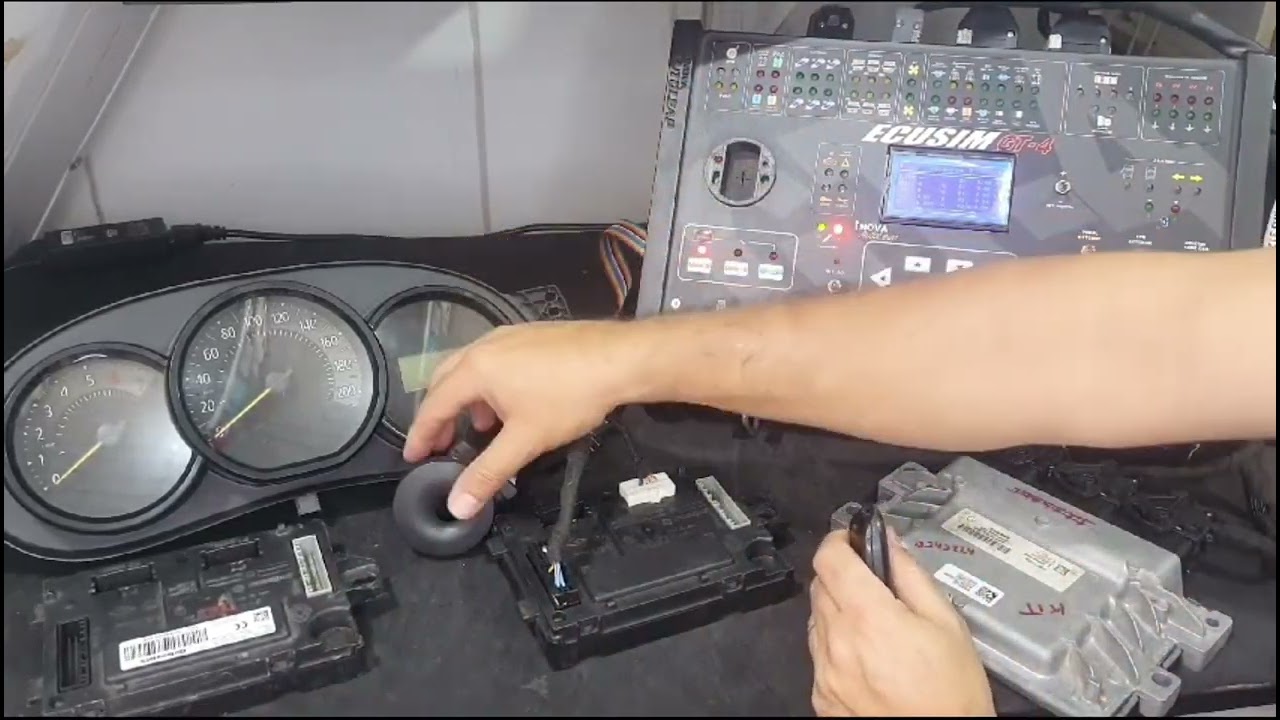Sandero com Defeito na UCH.
