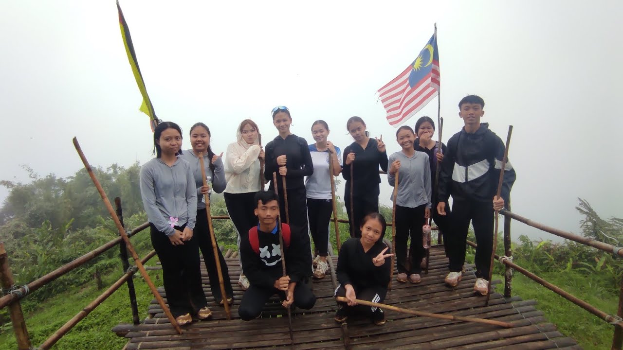 Hiking day !! Penat tapi best. Mari mulakan tahun baru dgn hobi baru. (02/01/2026)