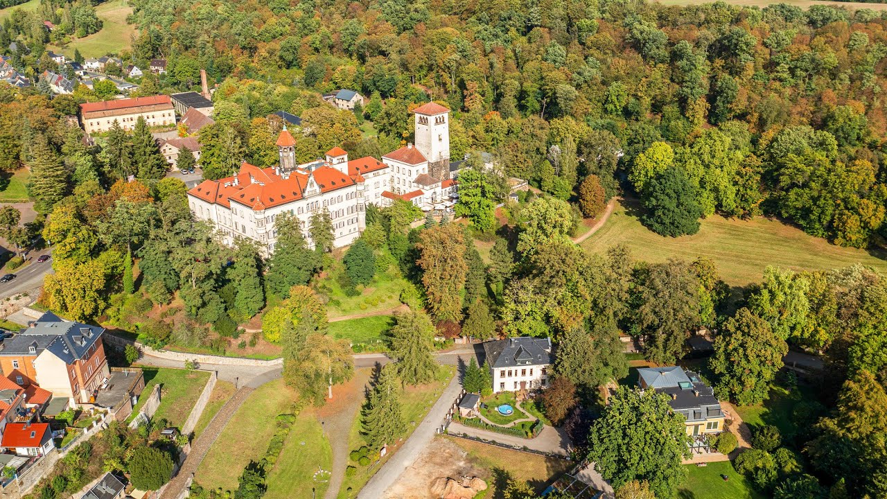 VILLA zu verkaufen in Waldenburg - Realis Zwickau