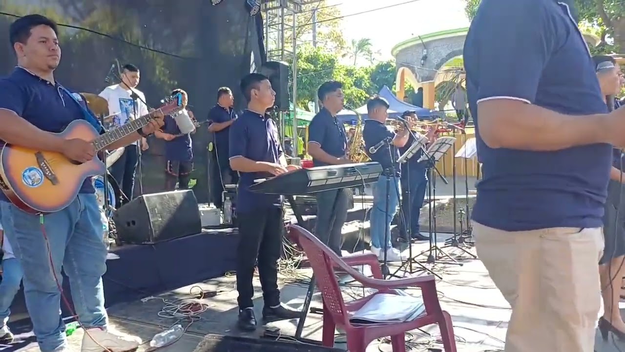 Ministerio Católico Obreros de Cristo, Estámos de Fiesta con Jesús. 