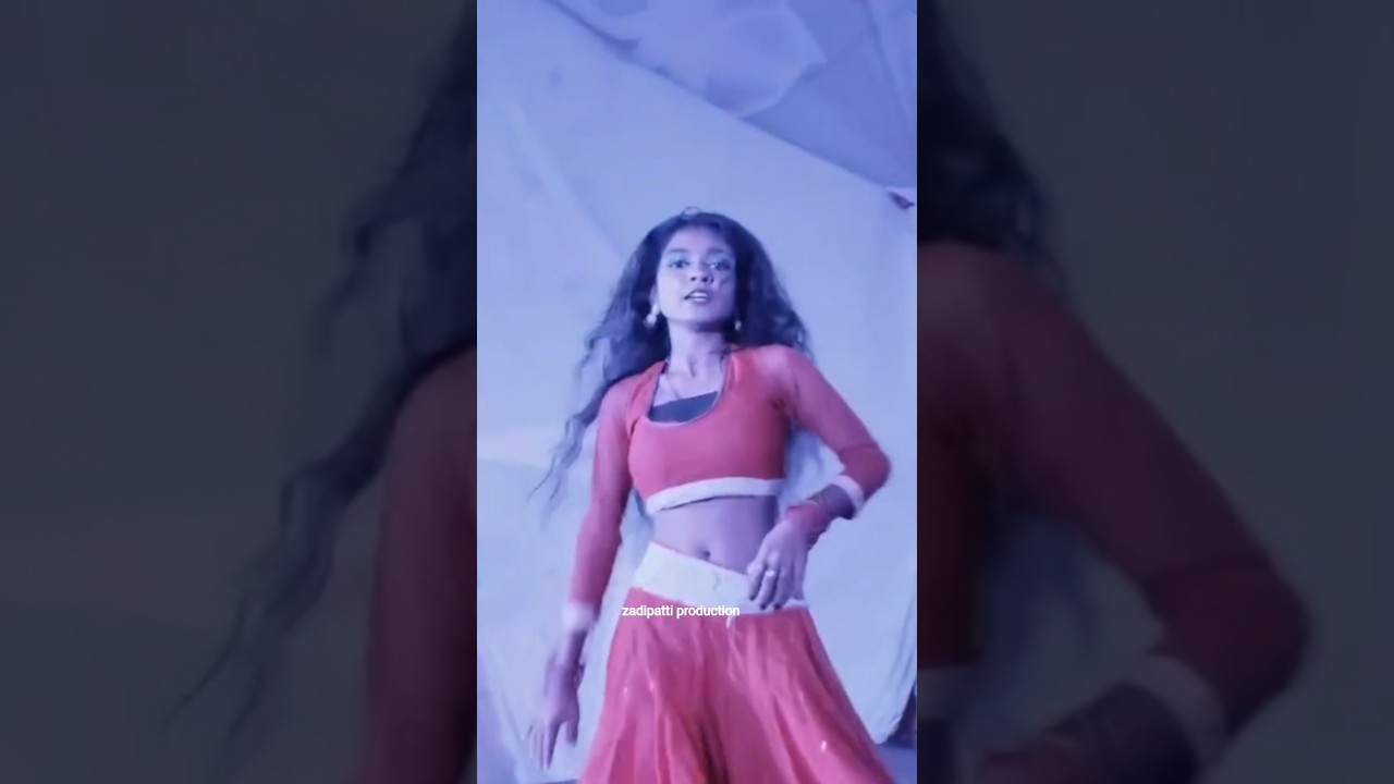 पल्लू के नीचे चुपा के रखा है उठा दू तो हंगामा हो l Zadipatti Dance Hangama #viral#dancer#explore#fyp