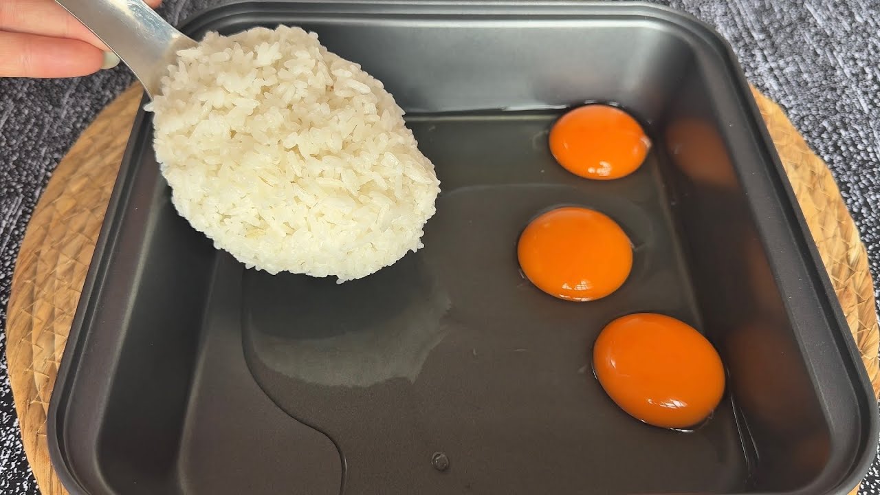 I've never eaten rice with eggs that tasted so good! Easy breakfast – My mom's secret recipe!
