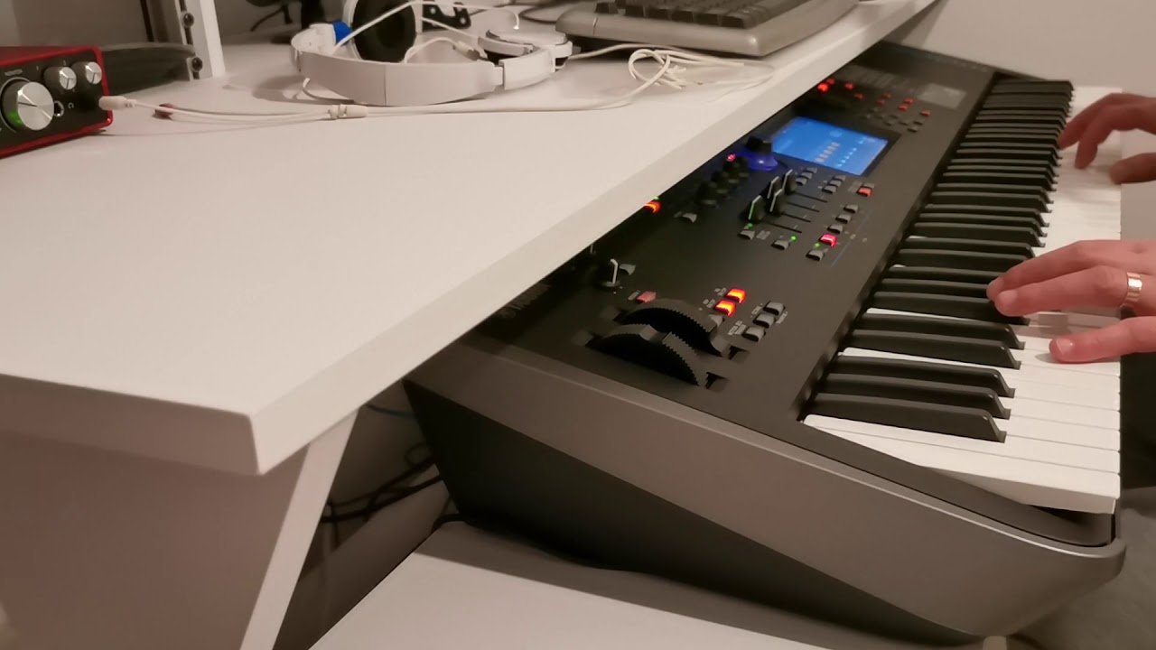 Yamaha MODX7 - Short demo - Style arranger :) so it is possible