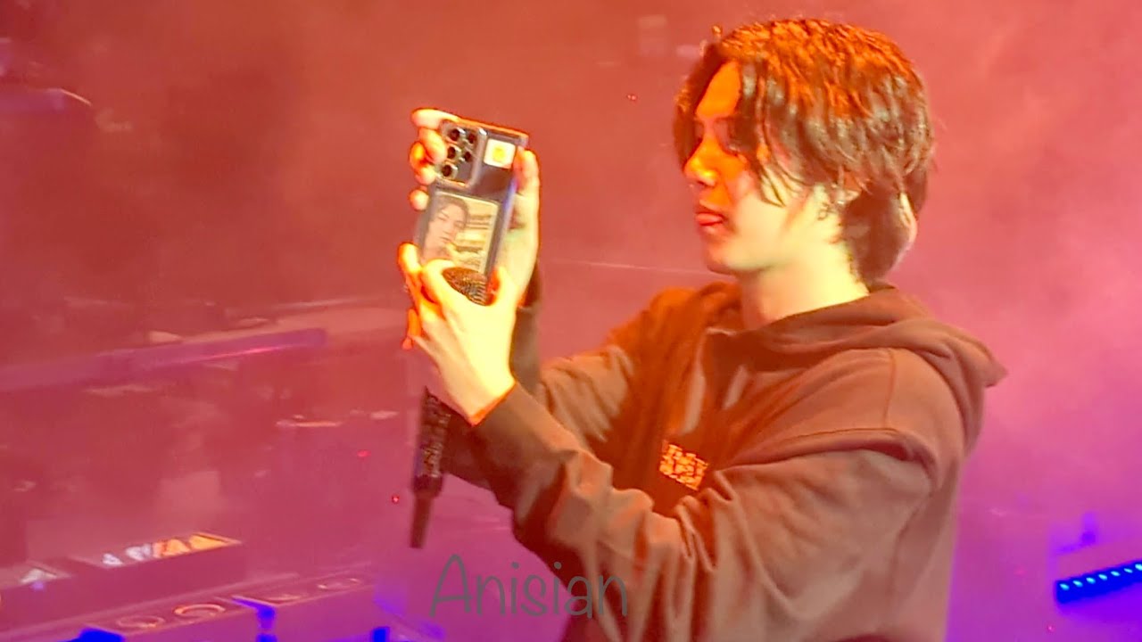 [230429] D-Day + Signs from ARMY + GALAXY! NO IPHONE + VCR 3 SUGA |AGUST D Live Concert Fancam in NJ