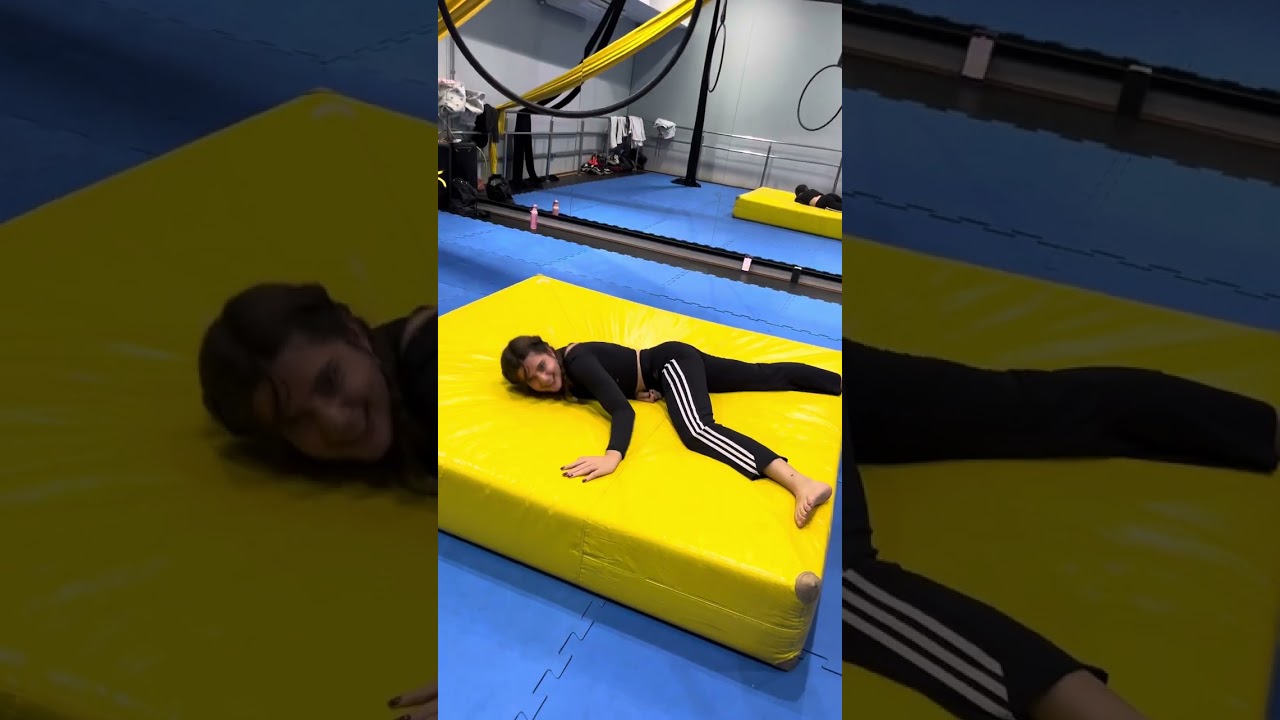 QUAL PASSO TE HUMILHA NA LIRA ACROBÁTICA #aerialhoop #acrobatics #videofeed @Tia Gre e as Kids