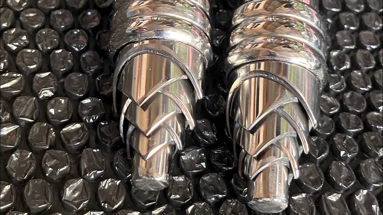 Handle grip for motorcycle