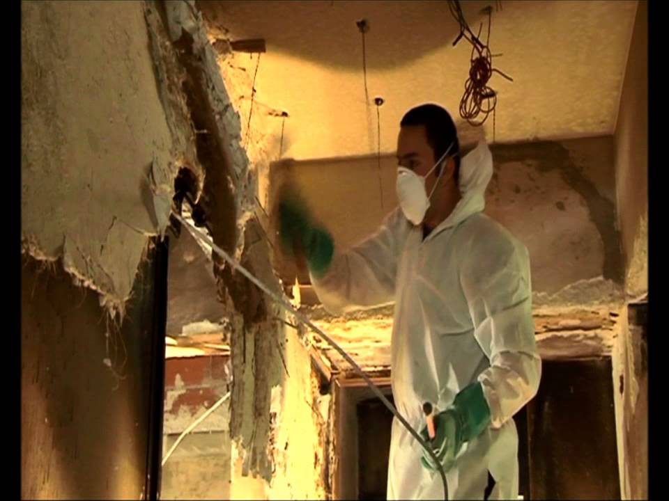 Bonifica post incendio in una villa