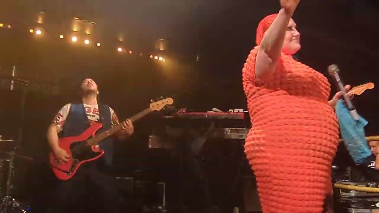 Gossip.  Standing in the Way of Control.  Banquet Pryzm  (22 March 2024)