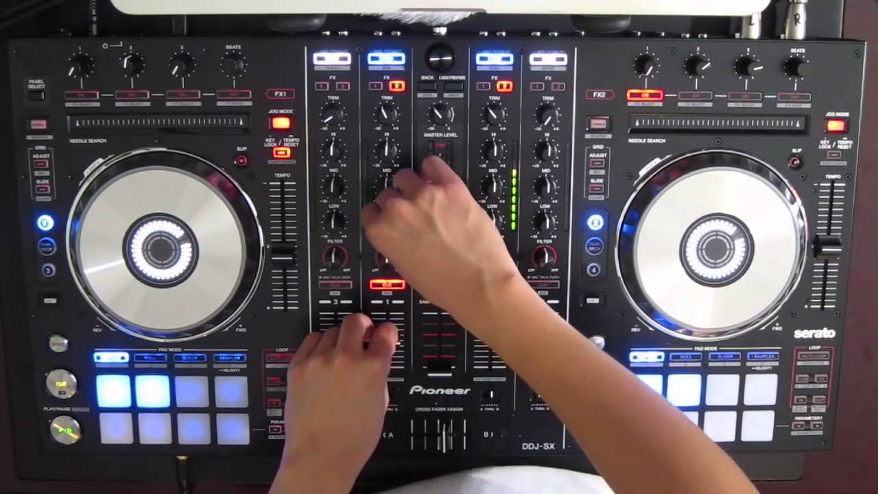 DJ Ravine's Christmas Mix 2012 on a Pioneer DDJ-SX (Electro Hardstyle Dubstep Hardcore)