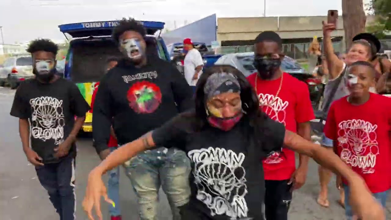 TSQUAD SO HOT 🔥🔥 THIS WHAT THE CROWD DO | FOLLOW @TOMMYTHECLOWN