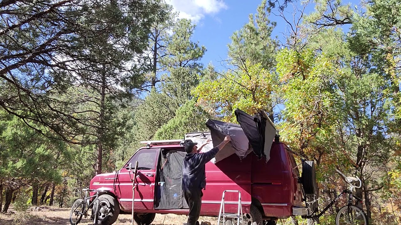 Overland 270deg awning deployment