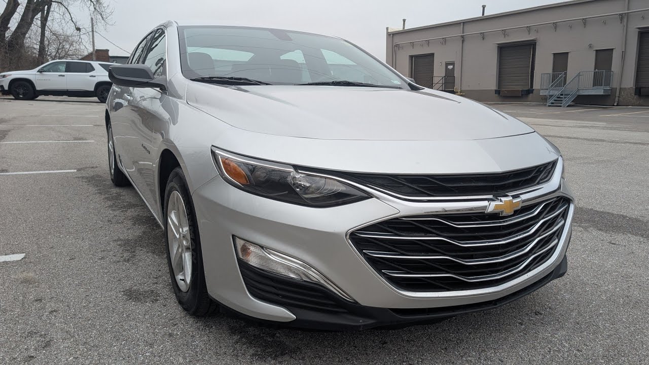 B4263 2021 Chevy Malibu 