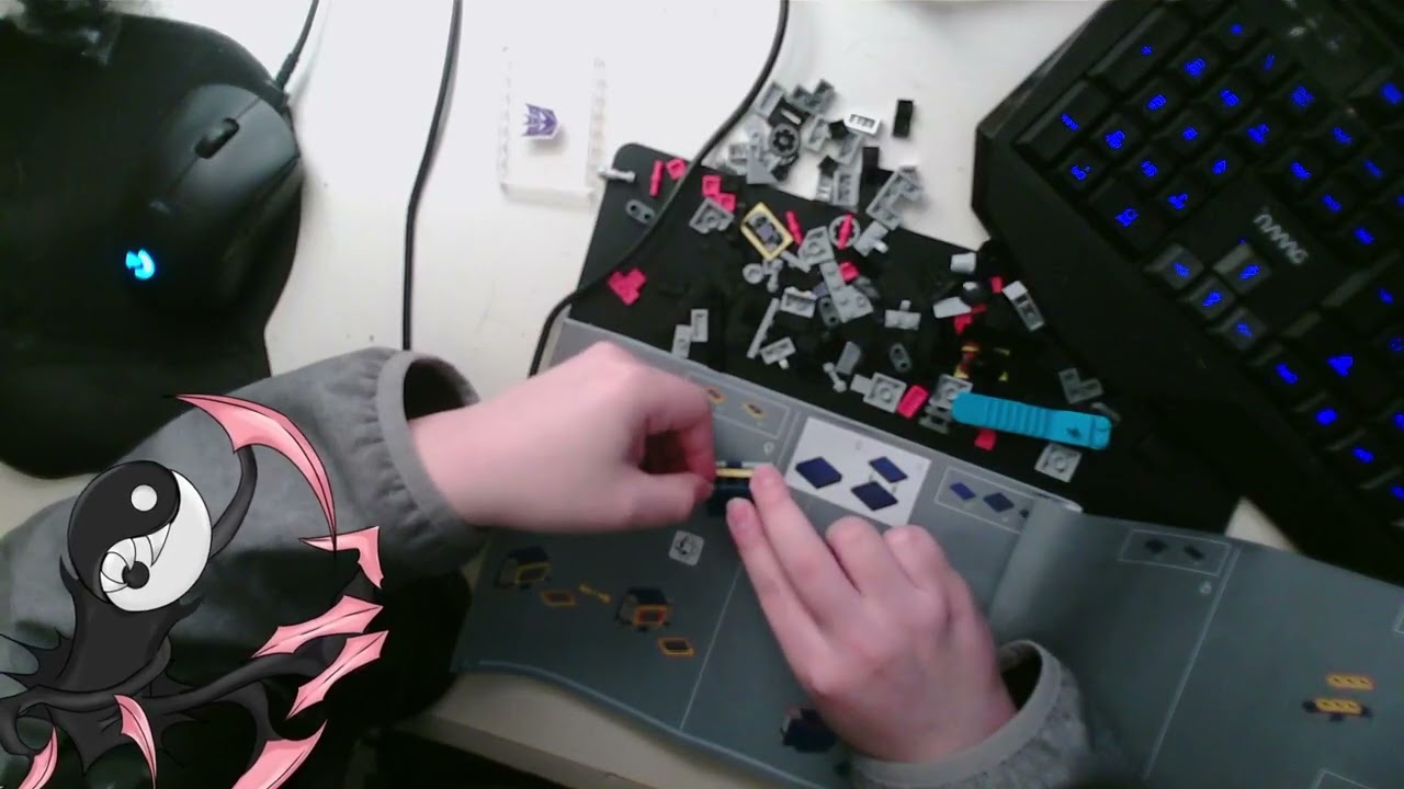 building lego soundwave