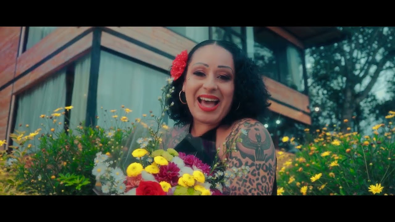 Latina Bombshell - Aniversario (official Video)