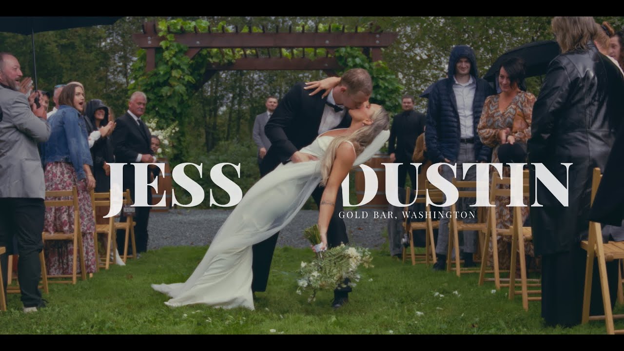 A Rainy Heartfelt Wedding Film