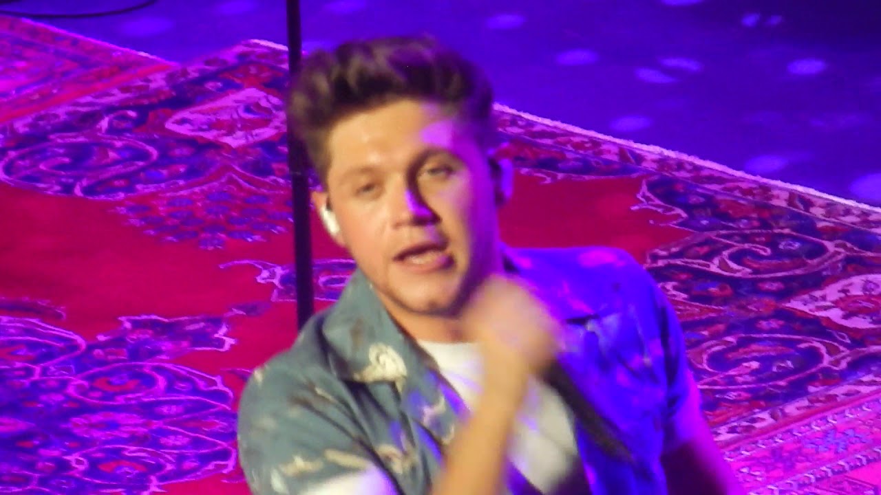Niall Horan - Slow Hands live (Orpheum Theater, Boston - November 3rd 2017)