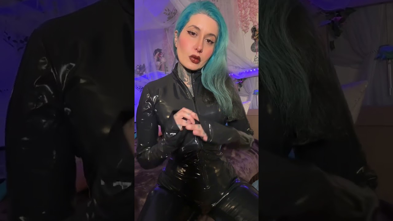 Shhhh&hellip;. #latex #latexfashion
