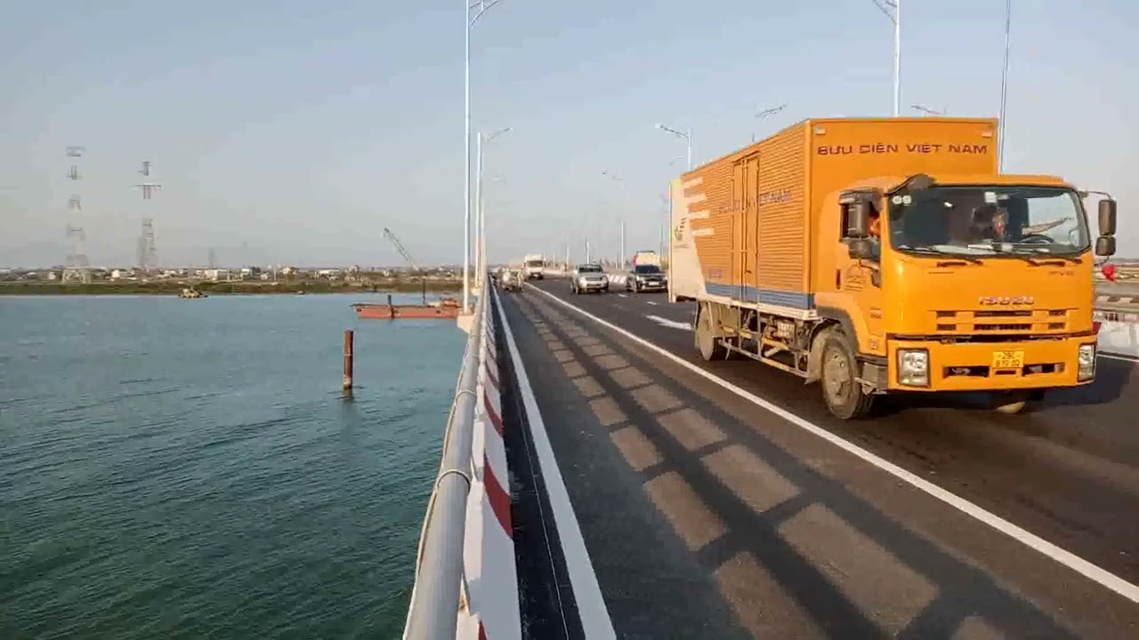 Cầu Gianh 2 tạm thời thông  tuyến.