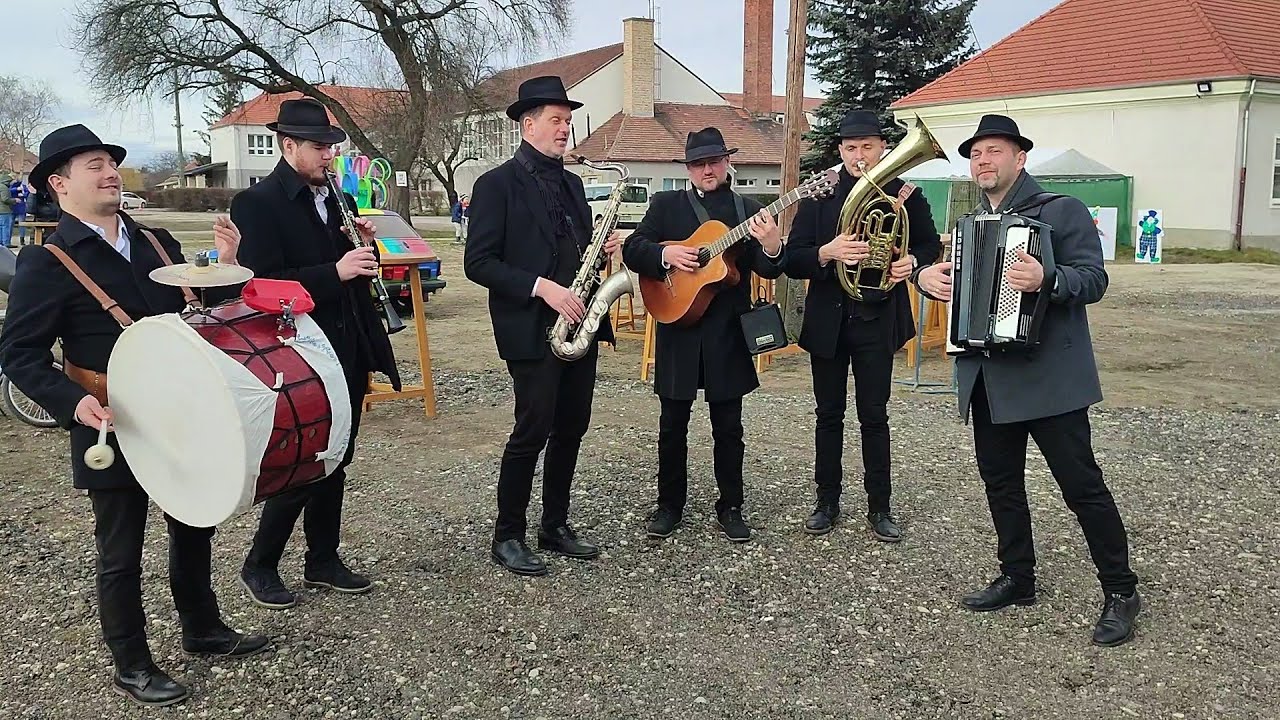 Agyagbanda Együttes, Szirmabesenyő,  Farsangi Forgatag, 2023 02 18