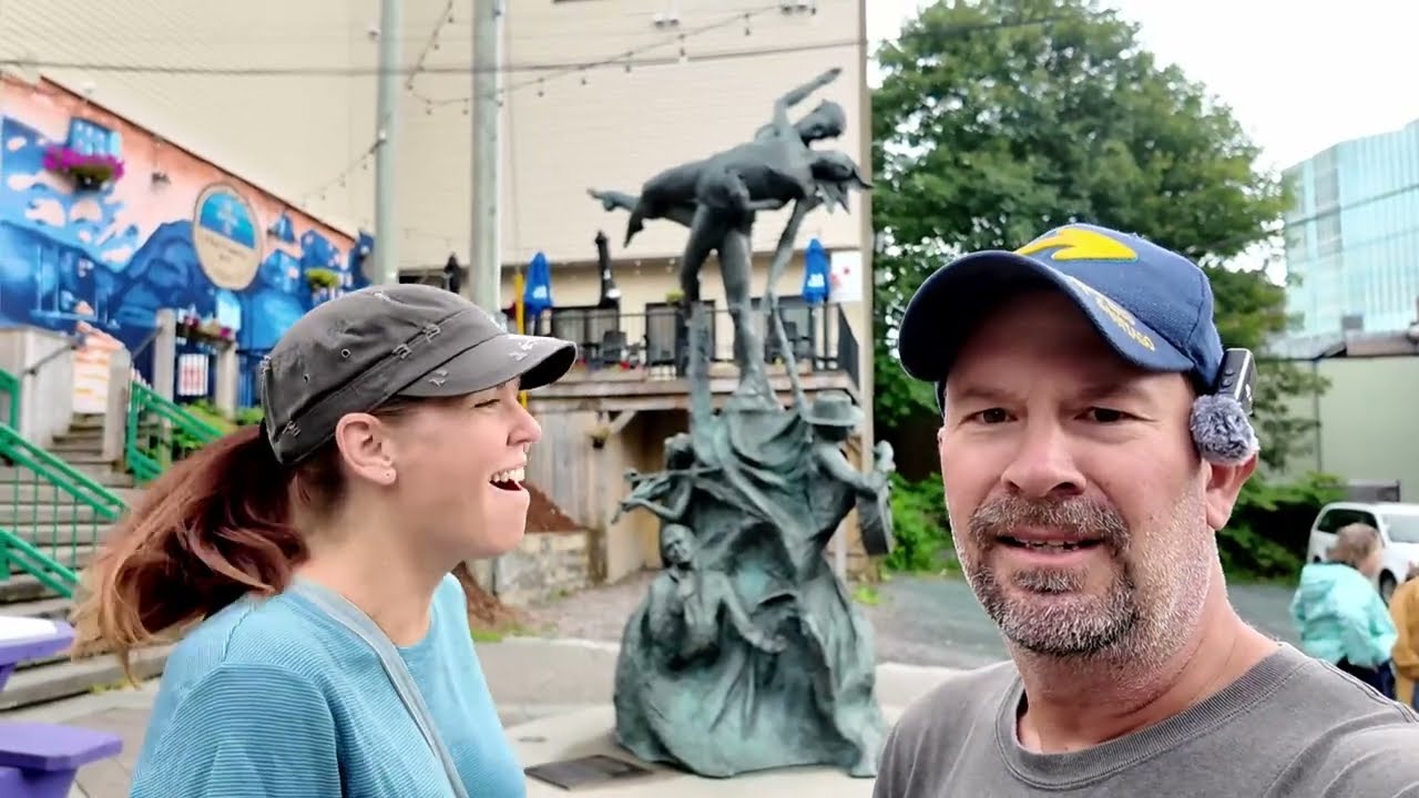 St. John’s Pub Crawl 🍻 | Poutine, Pubs & Getting Screeched In Newfoundland